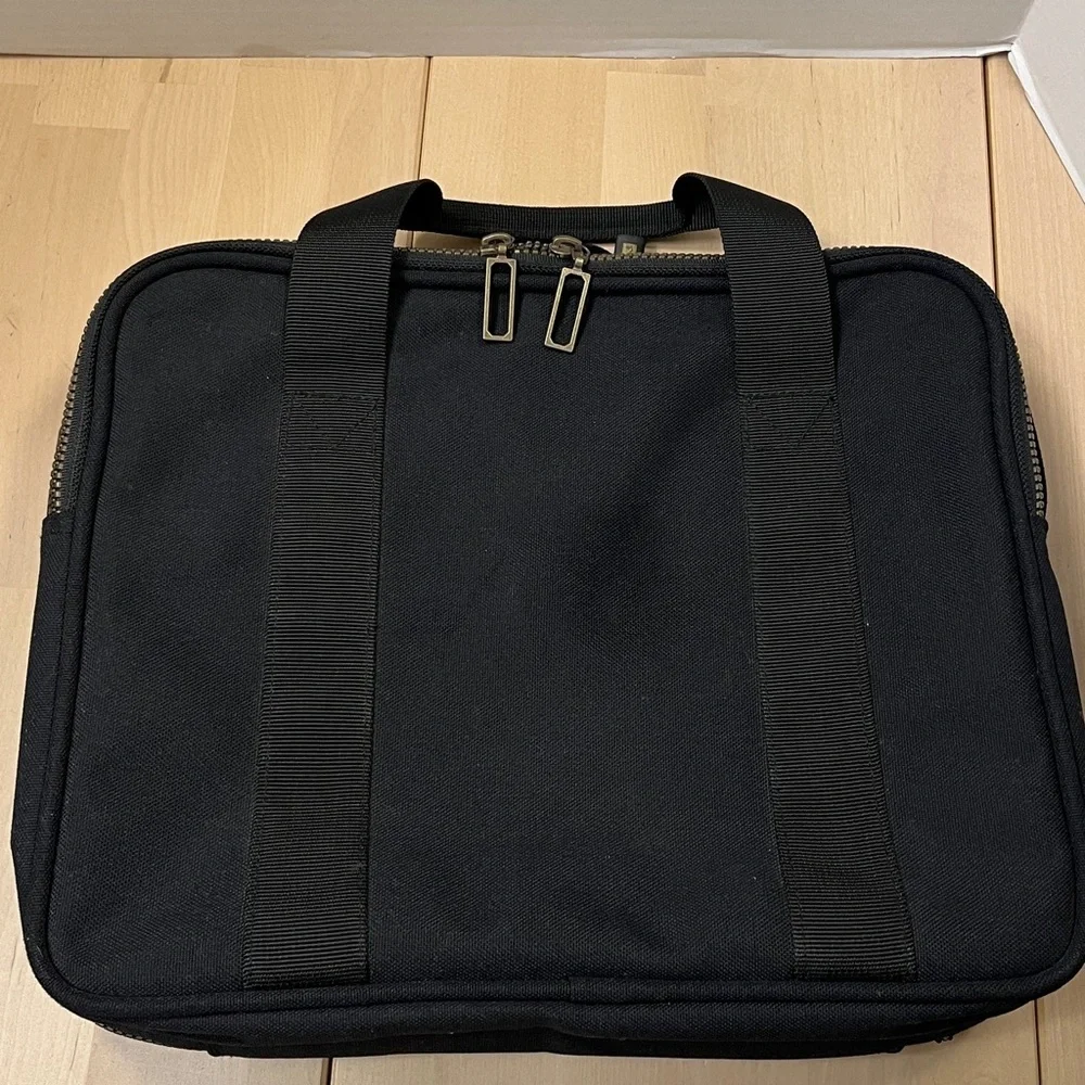 Y2K Eddie Bauer Black Nylon Laptop Case Brass & Leather Trim - No Shoulder Strap
